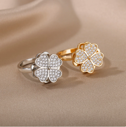 4 leaf clover zircon ring