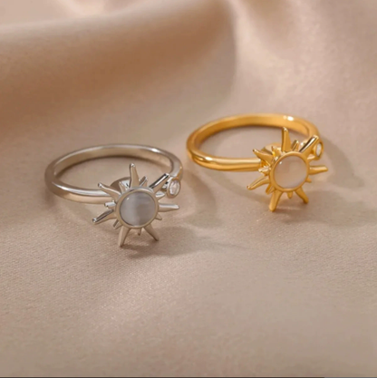 4 leaf clover zircon ring