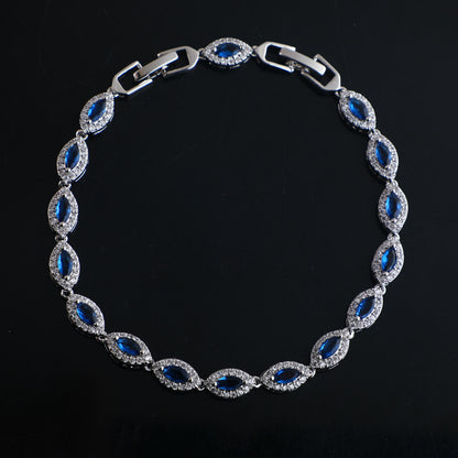 Eyedrop zircon bracelet