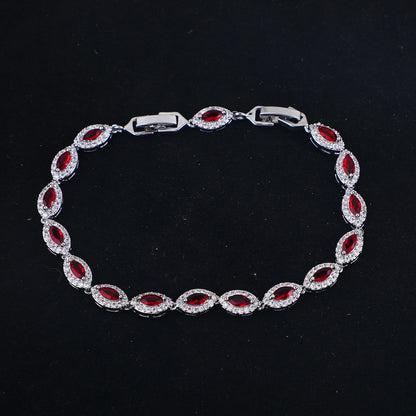 Eyedrop zircon bracelet